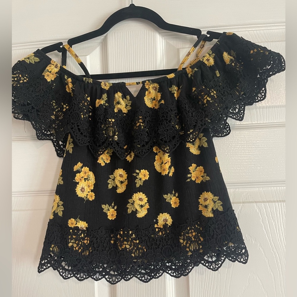 Black and yellow sunflower crop top with lace accent